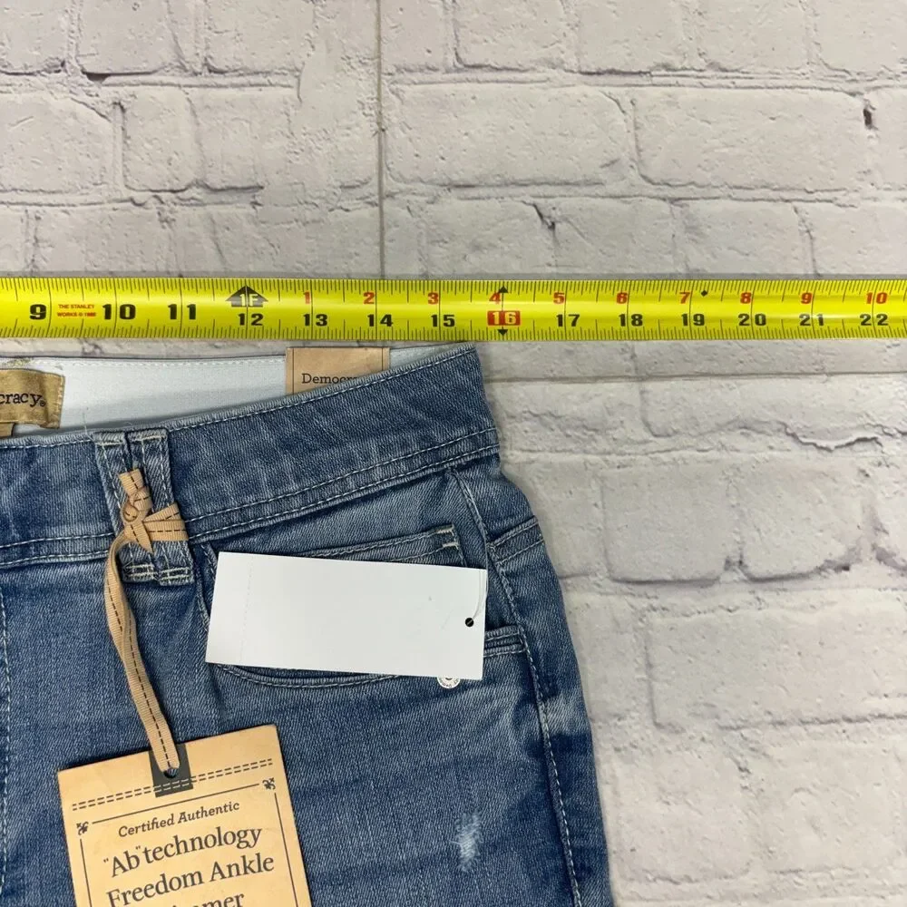 NWT Democracy Women Freedom Ankle Skimmer Jeans Size 10 Blue Denim C093 -18